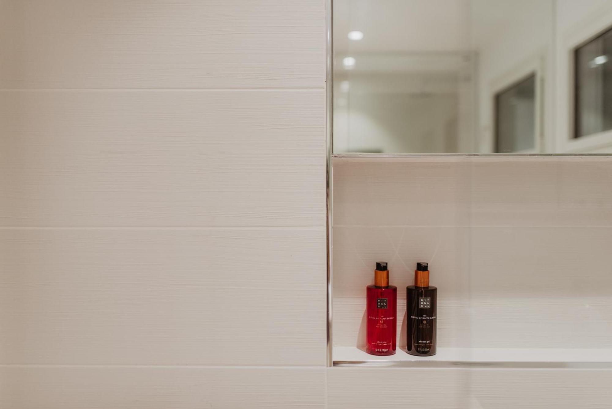 טראסה Petit Luxe Volta Apartaments מראה חיצוני תמונה